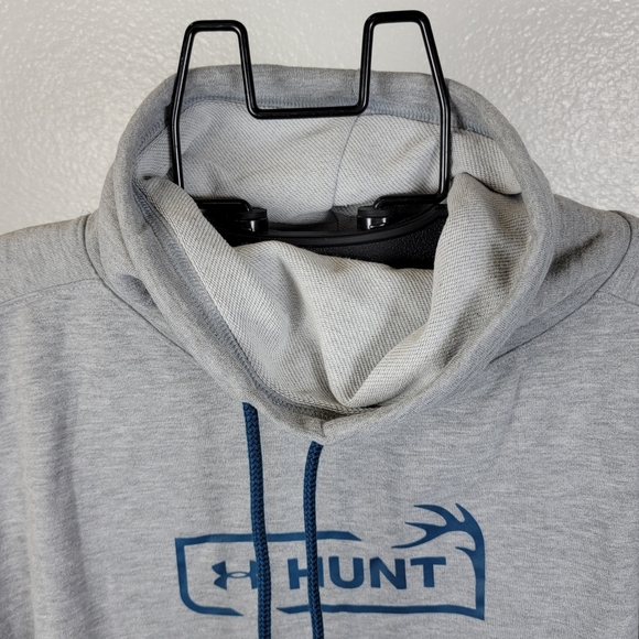 Under Armour Light Gray Hoodie with Navy Accents Size XL - Picture 2 of 9
